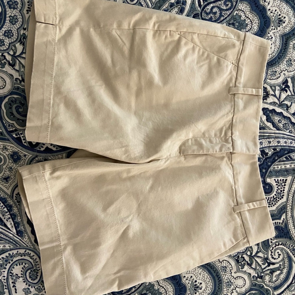 LOFT Women's Cream Bermuda Shorts